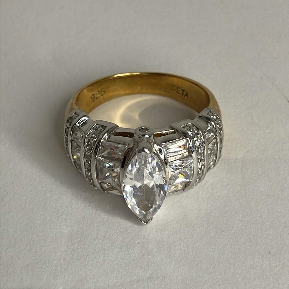 Gorgeous Seta Sterling Silver Gold Tone Ring sz 10